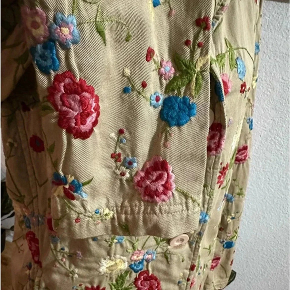 Light blue beautiful tan embroidered flowers long jacket 💐 🌸 size M - Picture 13 of 14